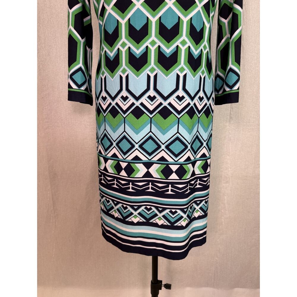 Sandra Darren Womens Size 10 Jersey Shift Dress Geometric Pattern D227 - Picture 3 of 12